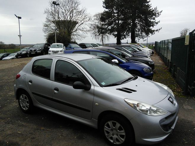Peugeot 206 1.4 75 Urban  5PORTES - FAIBLE KM - PREM Gris de 2009