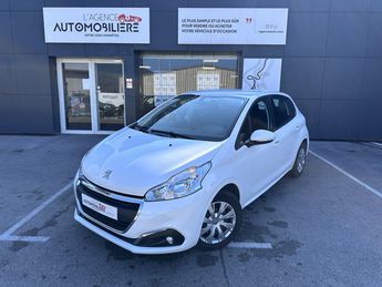  Voir d&eacute;tails -Peugeot 208 Blue HDI 102ch PREMIUM PACK &agrave; Caissargues (30)
