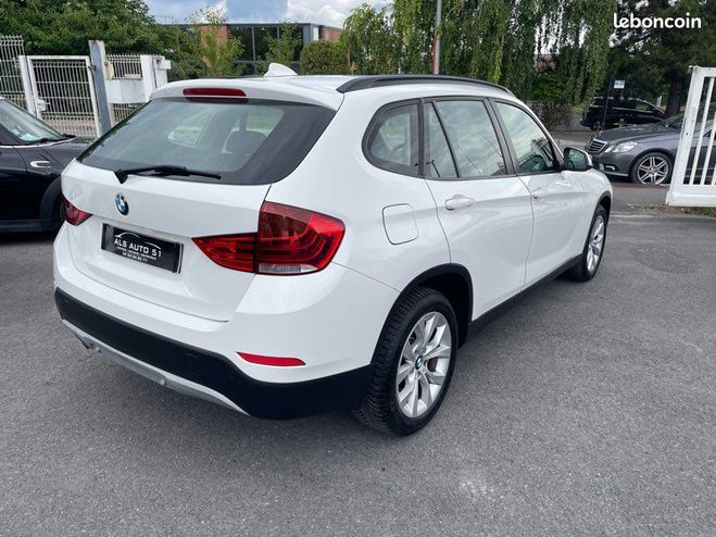 BMW X1 2.0 L 143 X-DRIVE BUSINESS Blanc de 2013