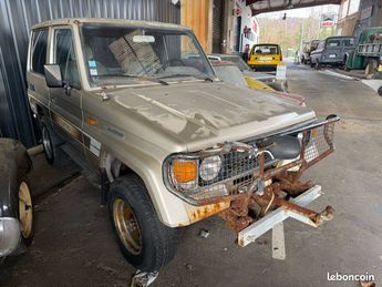  Voir d&eacute;tails -Toyota Land Cruiser 2.4 td 90 lx turbo &agrave;   La Boisse (01)