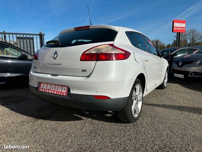 Renault Megane 1.5 Dci 110Ch Dynamique Blanc de 2012