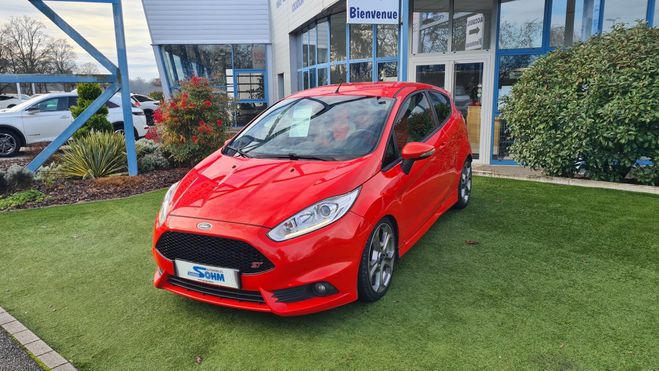 Ford Fiesta 1.6 ECOBOOST 182CH ST 3P Rouge de 2017