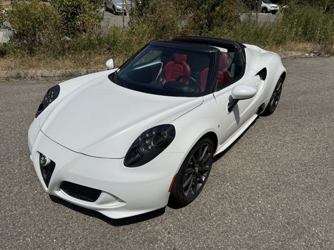 Cliquer pour voir la photo suivante Alfa romeo 4C 4C SPYDER 1750 1.8 TBI 240 CH TCT BLANC NACRE de 2016
