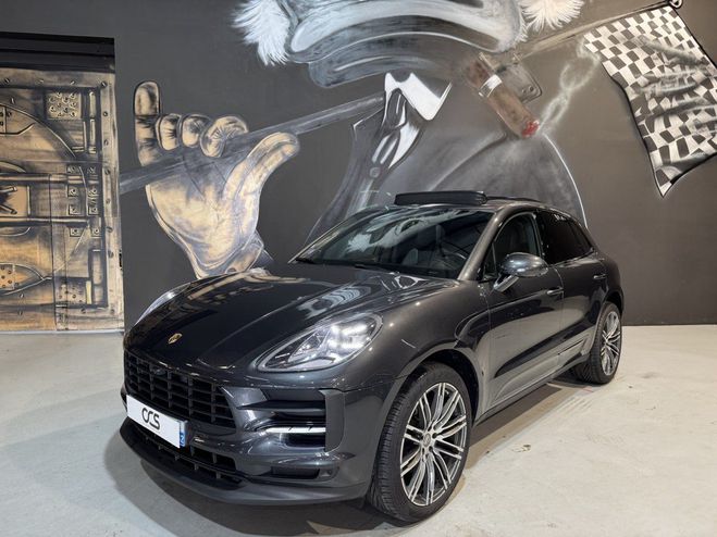 Porsche Macan 2.0i 245ch toit ouvrant / PDLS Gris Fonc de 2019