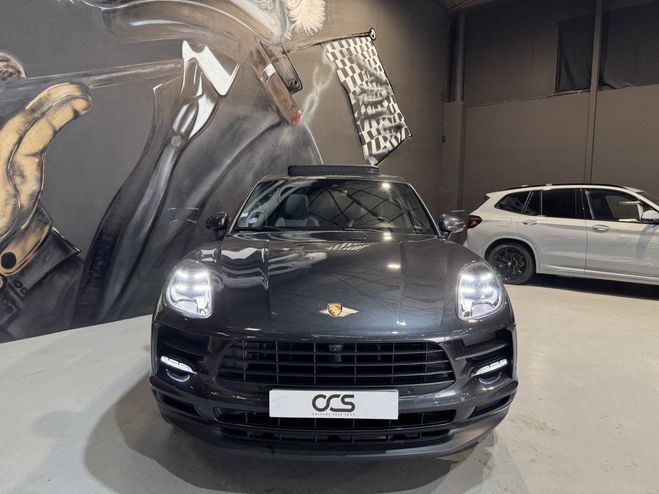 Porsche Macan 2.0i 245ch toit ouvrant / PDLS Gris Fonc de 2019
