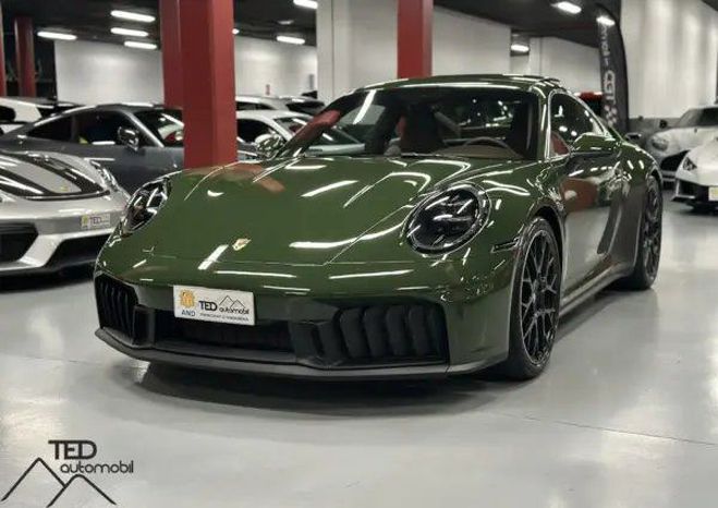 Porsche 911 992.2 Cuarenta Edition 541cv  de 2025