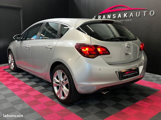 Opel Astra 2.0 CDTI 160 ch Cosmo A APPLE CARPLAY SI Gris de 2010