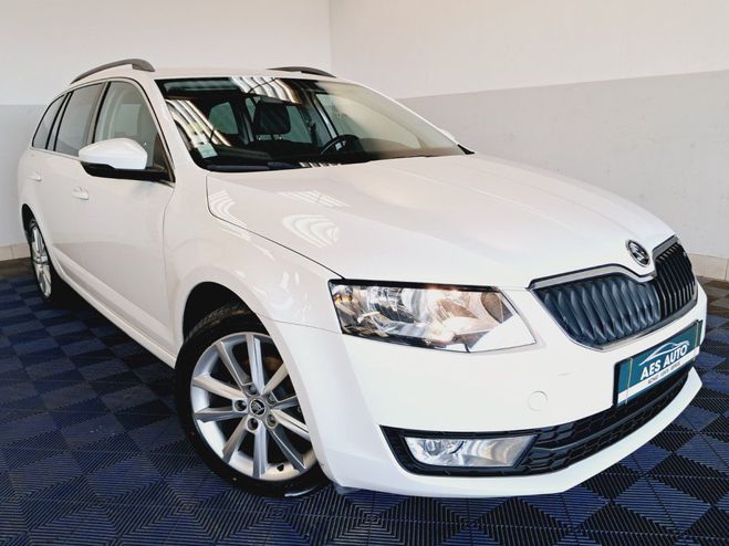 Skoda Octavia 1.6 TDI 116 ch CR Business Blanc de 2017