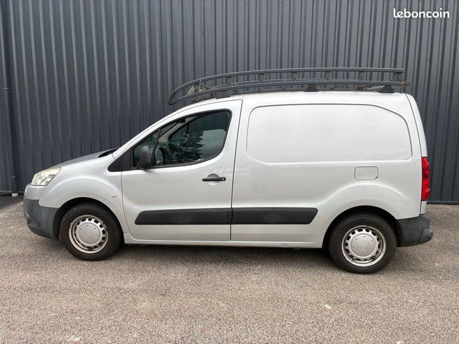 Peugeot Partner hdi 1.6 2010 attelage galerie Argent de 2010