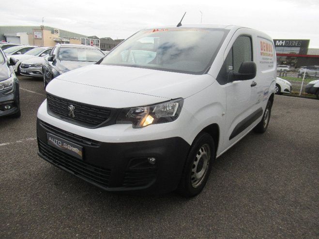 Cliquer pour voir la photo suivante Peugeot Partner FOURGON HDI 100 BVM5 PREMIUM Blanc de 2019