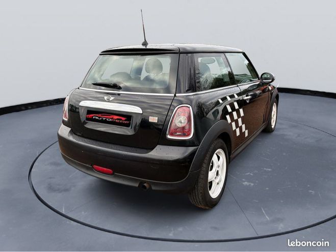 Mini One 1.4 75 CH Climatisation Noir de 2009