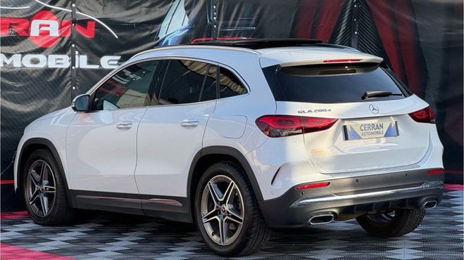 Mercedes Classe GLA 200 D 150CH AMG LINE 8G-DCT Blanc de 2022