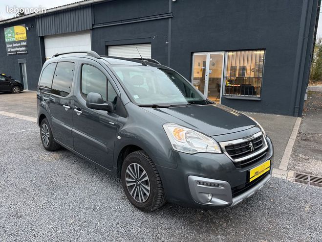 Peugeot Partner Tepee 1l6 HDI 100 chx ��Style�� Gris de 2018