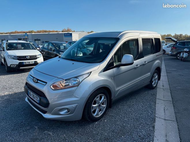 Ford Tourneo Courier 1l6 TDCI 95 chx ��Historique com Autre de 2015