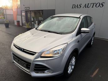  Voir d&eacute;tails -Ford Kuga 2.0 TDCi 150ch Business Nav 4x2 &agrave; Saint-Jean-de-Lini�res (49)