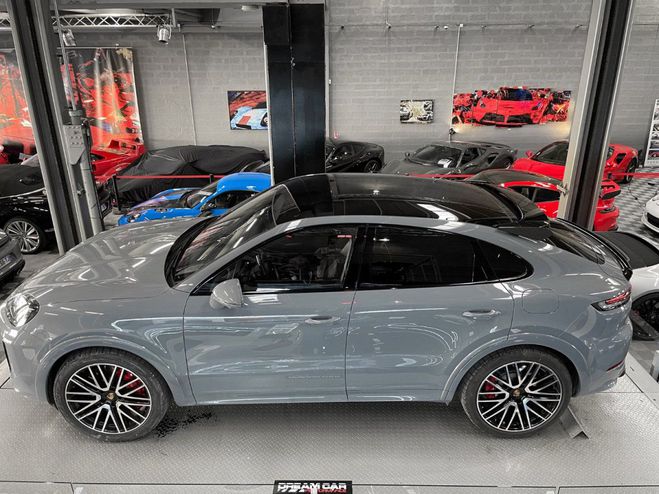 Porsche Cayenne TURBO E-HYBRIDE ? TVA apparente gris arctique de 2024