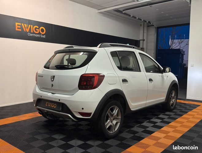 Dacia Sandero stepway 1.0 eco-g gpl 100ch entretien co Blanc de 2020