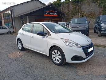  Voir d&eacute;tails -Peugeot 208 1.0 68 cv Ann�e 2015 &agrave; Gleiz� (69)