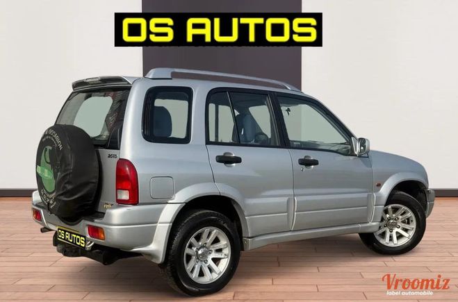 Suzuki Grand Vitara 4x4 - 2.0 TD 110ch 16V Turbo (7 cv) - BV Gris de 2003