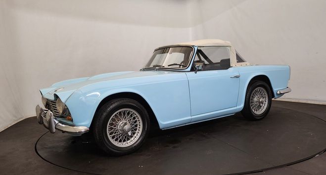 Triumph TR4  Bleu de 1962