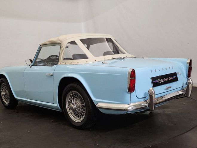 Triumph TR4  Bleu de 1962