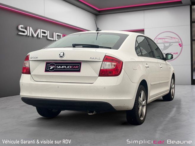 Skoda Rapid 1.6 TDI 90 ch CR FAP Green Tec Elegance  Blanc de 2014