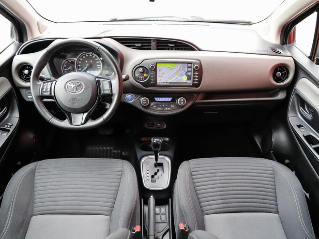 Toyota Yaris Hybrid 100h BV e-CVT France Business CAM GRIS de 2019