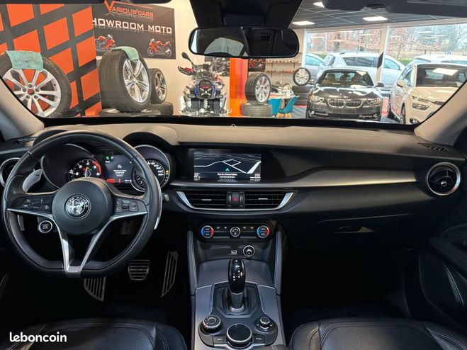 Alfa romeo Stelvio Q4 BVA Pack SUPER D-N-A 2.2D 16V 210 cv   de 2017