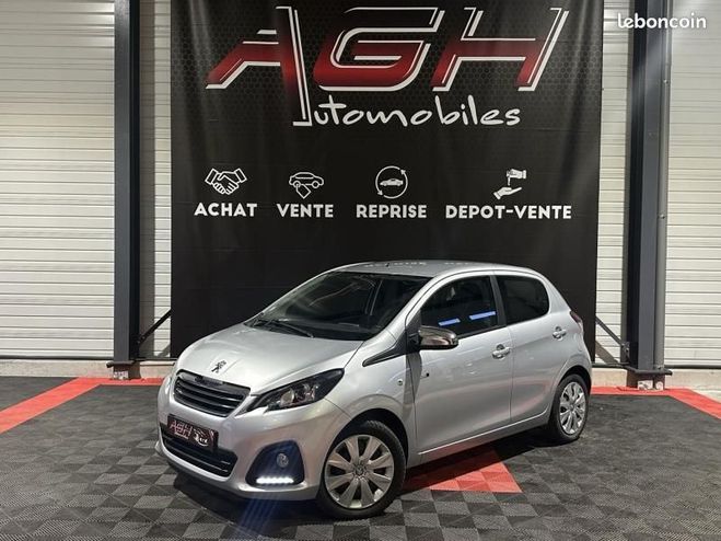 Cliquer pour voir la photo suivante Peugeot 108 1.0 VTi Style 5p Gris de 2017