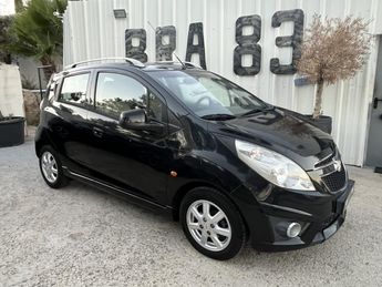  Voir d&eacute;tails -Chevrolet Spark 1.0 16V - 68 &agrave;  Le Muy (83)