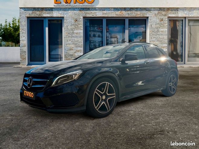 Cliquer pour voir la photo suivante Mercedes Classe GLA Classe 2.0 250 210 fascination amg 4mati Noir de 2016