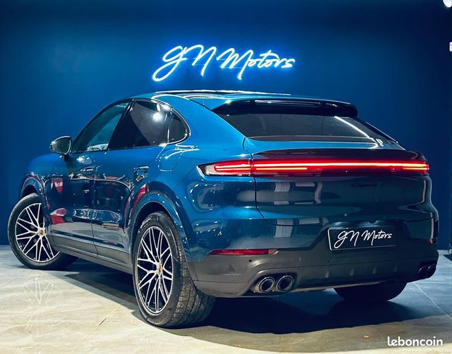 Porsche Cayenne iii (2) coupe 3.0 v6 e-hybrid 470 Bleu de 2023