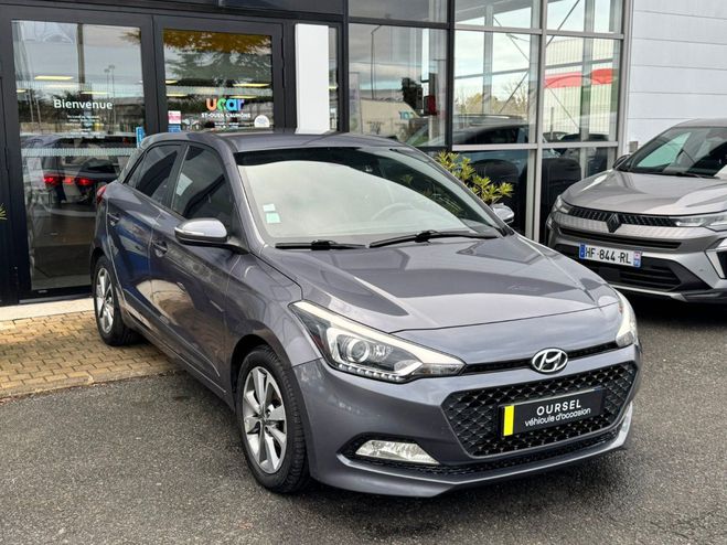 Hyundai I20 1.2 84 Intuitive Plus Gris de 2017