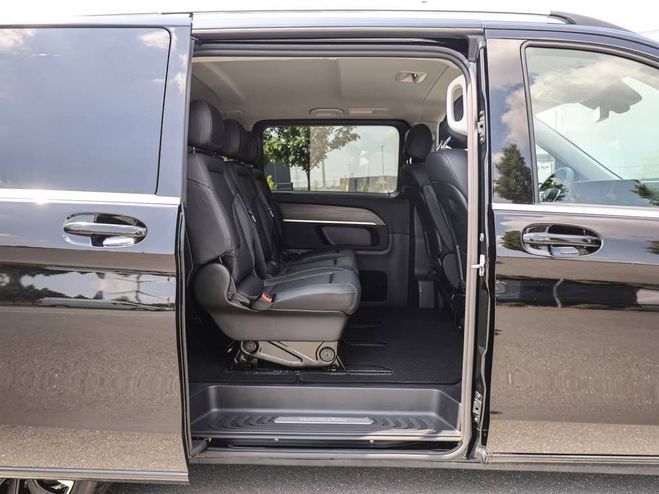 Mercedes Classe V 300 AVANTGARDE R1785 Noir M�tallis� de 2024