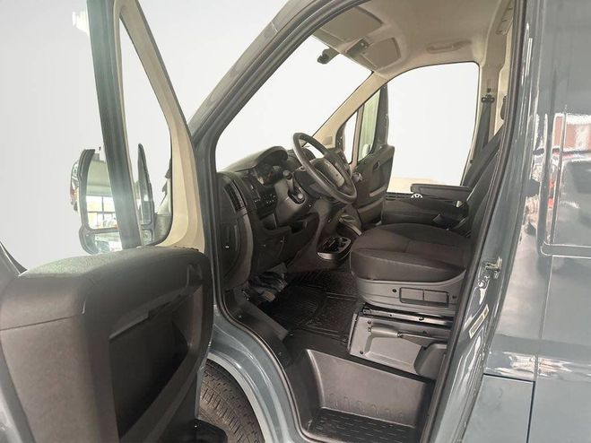 Peugeot Boxer 335 L2H2 R1808 Gris Mat de 2024