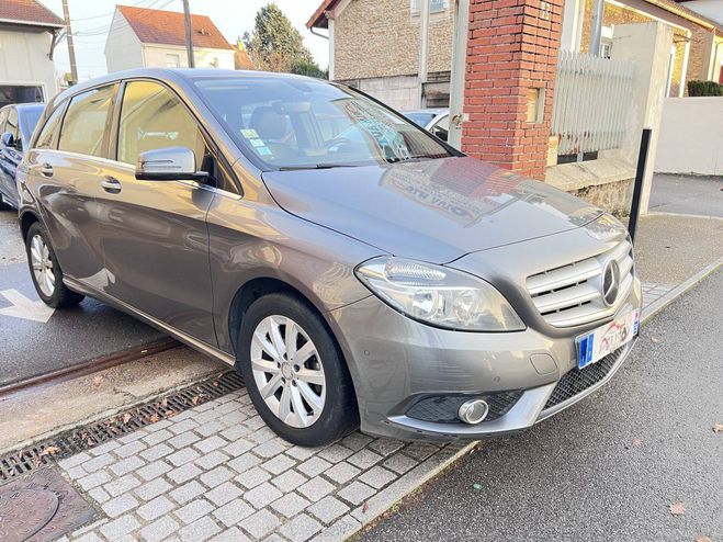 Mercedes Classe B II (W246) 180 CDI Design 7G-DCT GRIS F de 2013