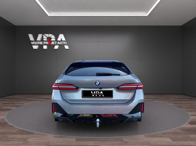 BMW Serie 5 520i 2.0 208ch ? M Sport HUD Cam�ra 360� Gris de 2024