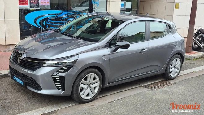 Renault Clio 1.6 E-TECH 145H 95 HYBRID FULL-HYBRID 1. Gris de 2024