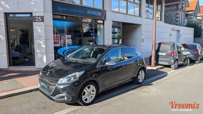 Peugeot 208 GENERATION-I 1.2 PURETECH 110 ALLURE STA Noir de 2019