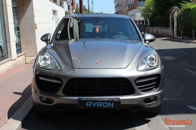 Porsche Cayenne 4.8 TURBO 500 Tiptronic Gris de 2012
