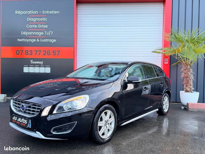 Volvo S60 I D5 2.4 TDI 20V AWD GEARTRONIC 205 CV B Noir de 2012