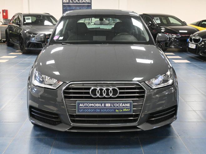 Audi A1 1.0 TFSI ultra 95 Ambiente Gris de 2016