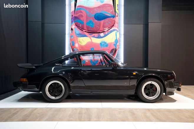 Porsche 911 3.0 SC | BVM5 Aileron turbo Lave-phare C Noir de 1980