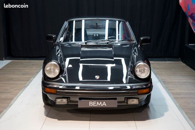 Porsche 911 3.0 SC | BVM5 Aileron turbo Lave-phare C Noir de 1980