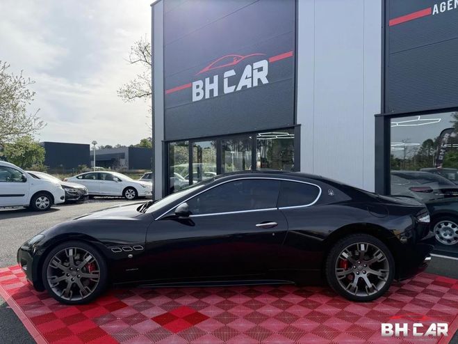 Maserati Gran Turismo S 4.7 V8 440 BVA6 / ENTRETIEN Noir de 2010
