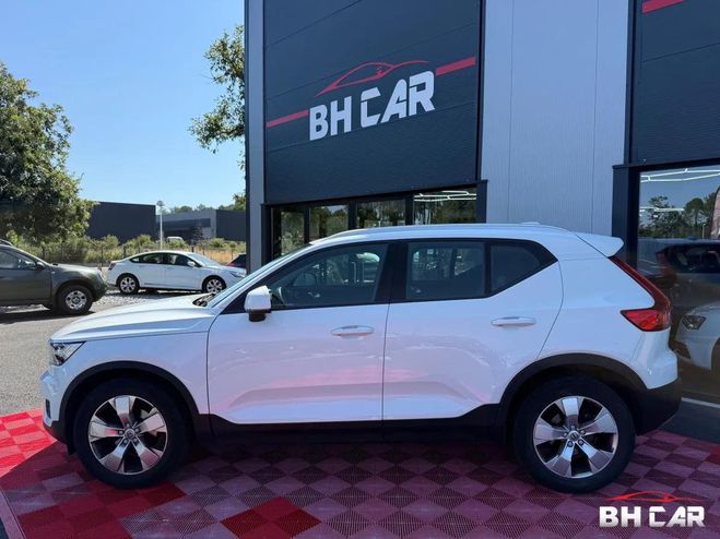 Volvo XC40 1.5 T3 155 MOMENTUM 2WD Blanc de 2019