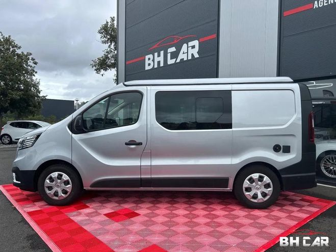 Renault Trafic III VAN AM�NAG� 2.0 BLUEDCI 150 TOIT REL Gris de 2024