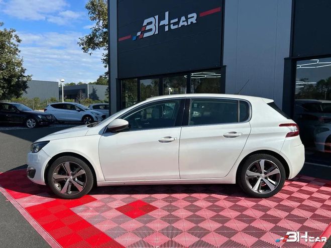 Peugeot 308 GENERATION-II 1.2 E-THP 130 ALLURE Blanc de 2015