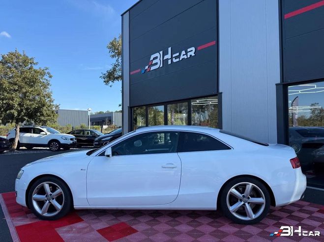 Audi A5 COUPE 2.0 TDI 170 S-LINE Blanc de 2010