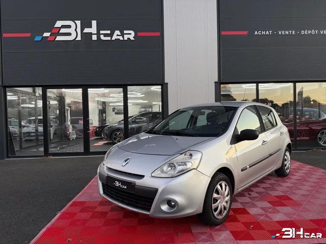 Renault Clio 1.5 DCI 75 DYNAMIQUE / CLIMATISATION Gris de 2011